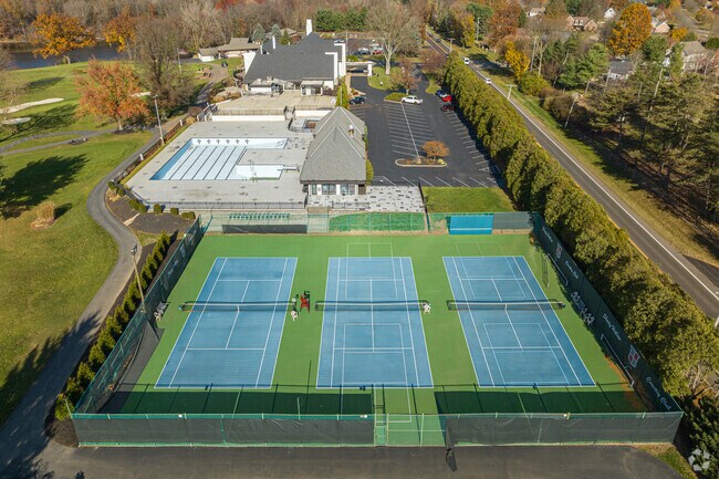 Shady Hollow Country Club offers tennis courts, a swimming pool and fitness center.