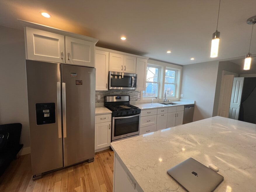 39 Snow St, Brighton, MA 02135 - photo 1