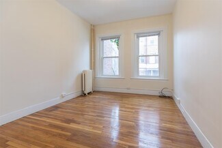 881 Massachusetts Ave Unit 7, Cambridge, MA 02139