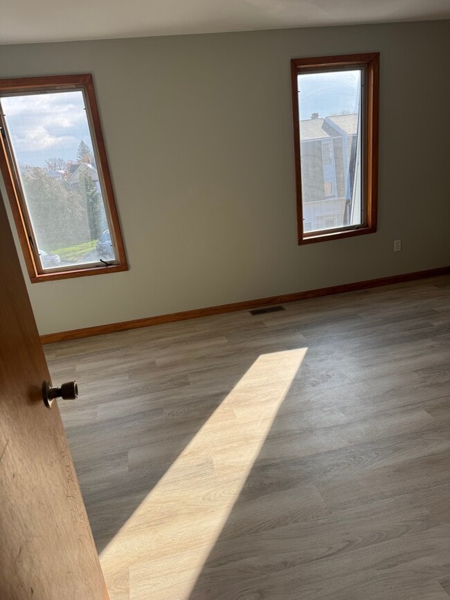 410 Farmington Ave, New Britain, CT 06053 - photo 4