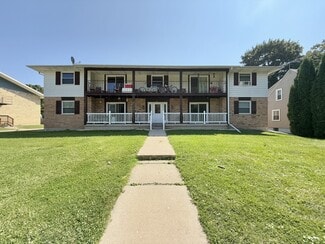 817 George St Unit 1, Edgerton, WI 53534