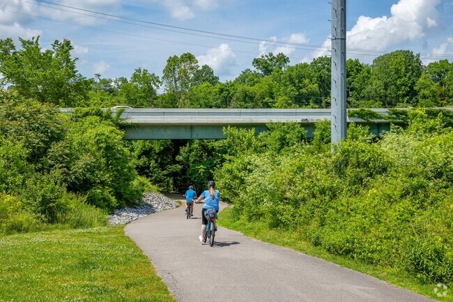 Stones River Greenway Fitness Trail is perfect for biking in Hermitage.