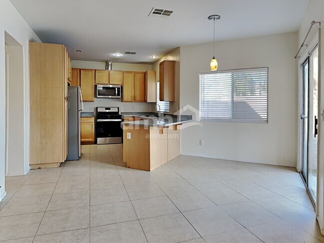 4932 Cascade Pools Ave, Las Vegas, NV 89131 - photo 4
