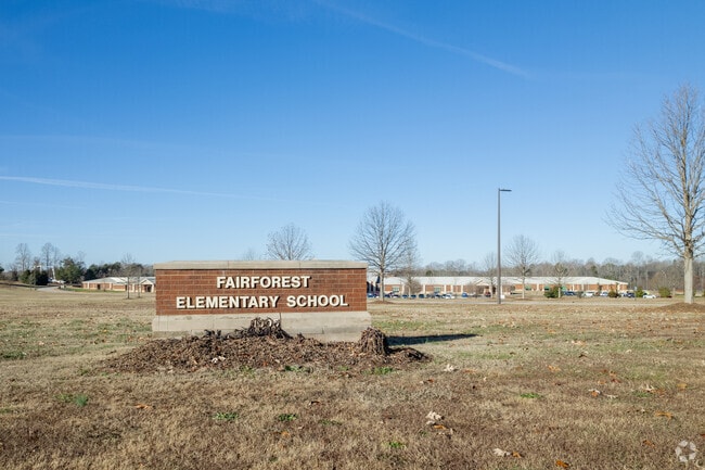The sign for Fairforest Elementary School