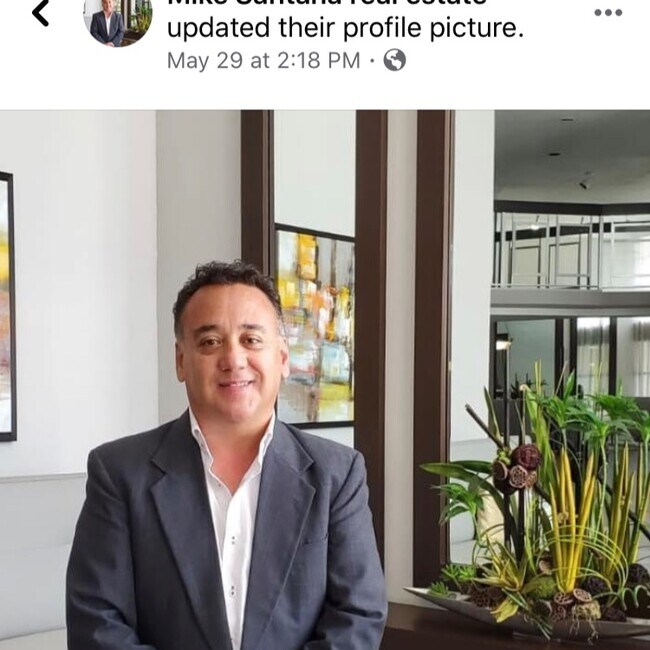 Agent Photo