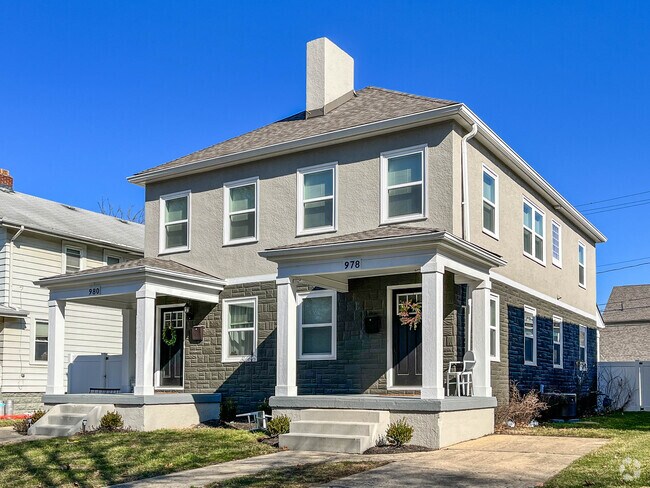 Different styles of multi-family duplexes are sprinkled throughout the community of Grandview.