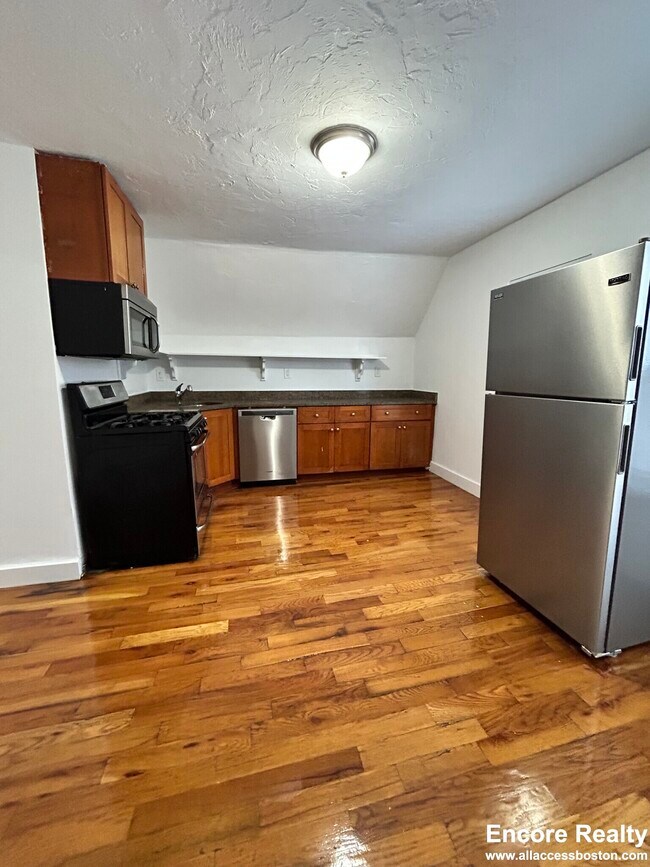 91 Devon St unit 3, Dorchester, MA 02121 - photo 3