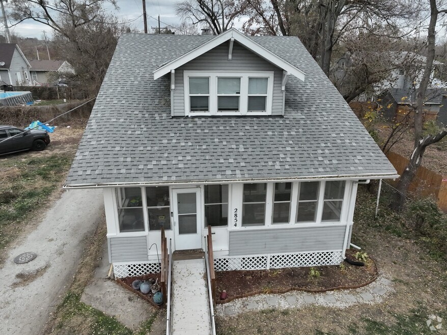 2854 Fowler Ave, Omaha, NE 68111 - photo 2