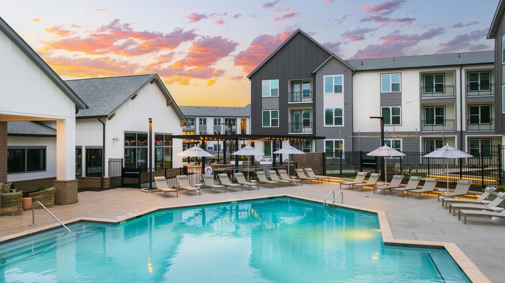 Elan Capital Hills, Raleigh, NC 27616 - photo 1