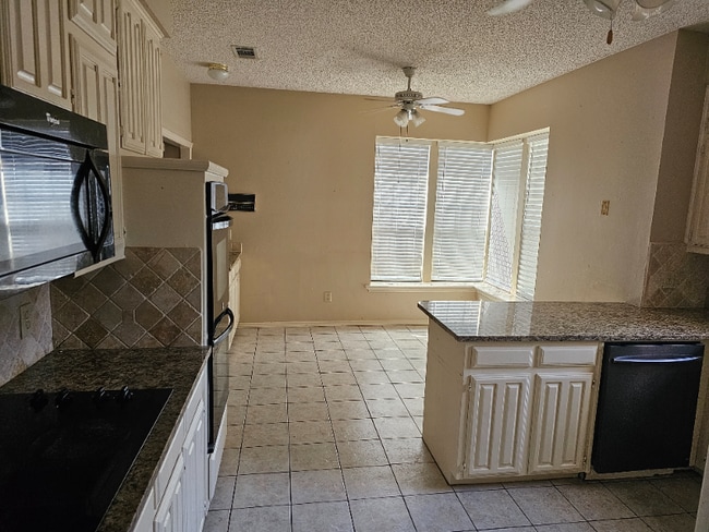 2712 Powderhorn Dr, Plano, TX 75025 - photo 5