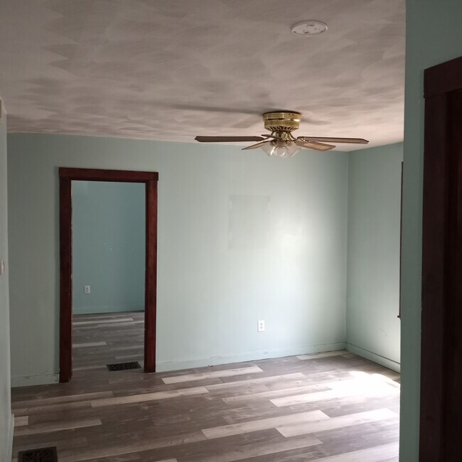 25 Newcomb Place unit 1, Taunton, MA 02780 - photo 3