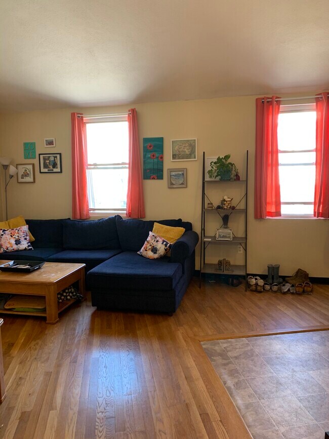 17 Leeds St unit 1, Boston, MA 02127 - photo 2