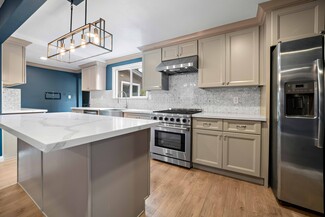 2015 Wollam St, Los Angeles, CA 90065