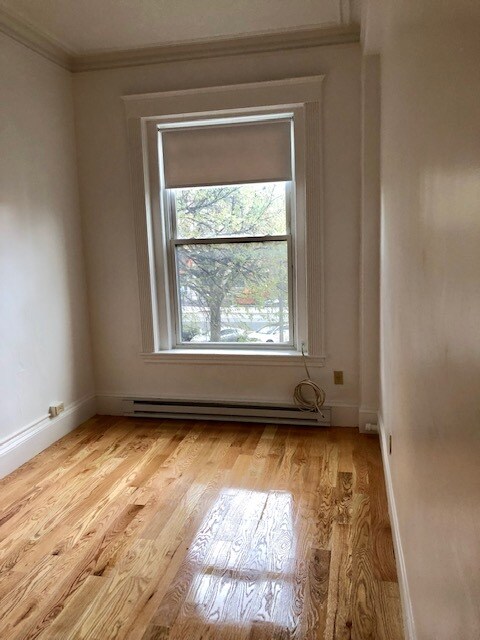 1077 Beacon St unit 3, Brookline, MA 02446 - photo 3