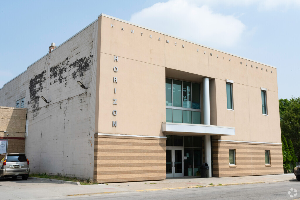 Horizon High School front entrance and building in Hamtramck.