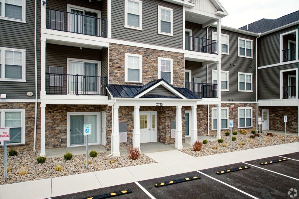 The Dens, Rochester, NY 14624 - photo 1