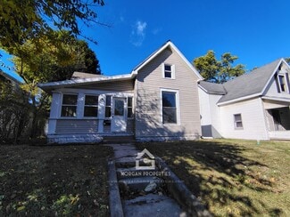621 S Madison Ave, Anderson, IN 46016
