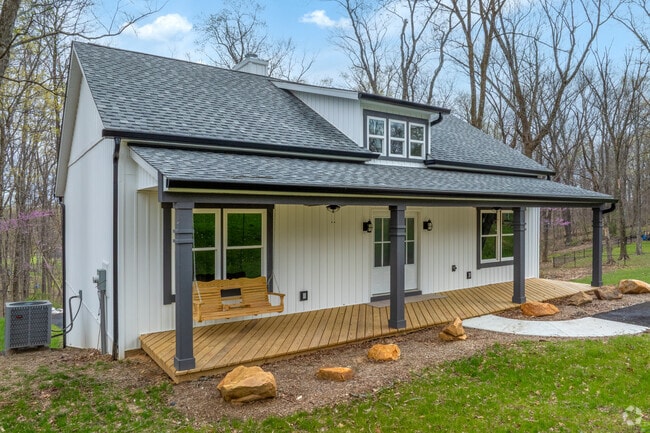 Homes in Stanford can range from $100,000 to $350,000 and many include plenty of acreage.