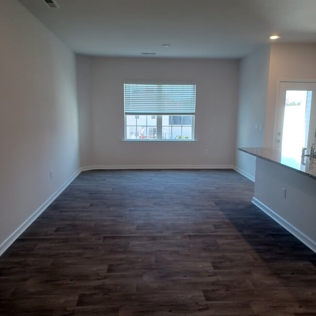 1107 Gracie Ln, Carthage, NC 28327 - photo 5