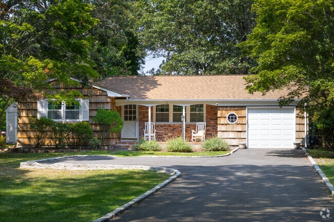 Ranch-style homes in East Quogue sell for $750,000 to $1,650,000 with suburban charm.