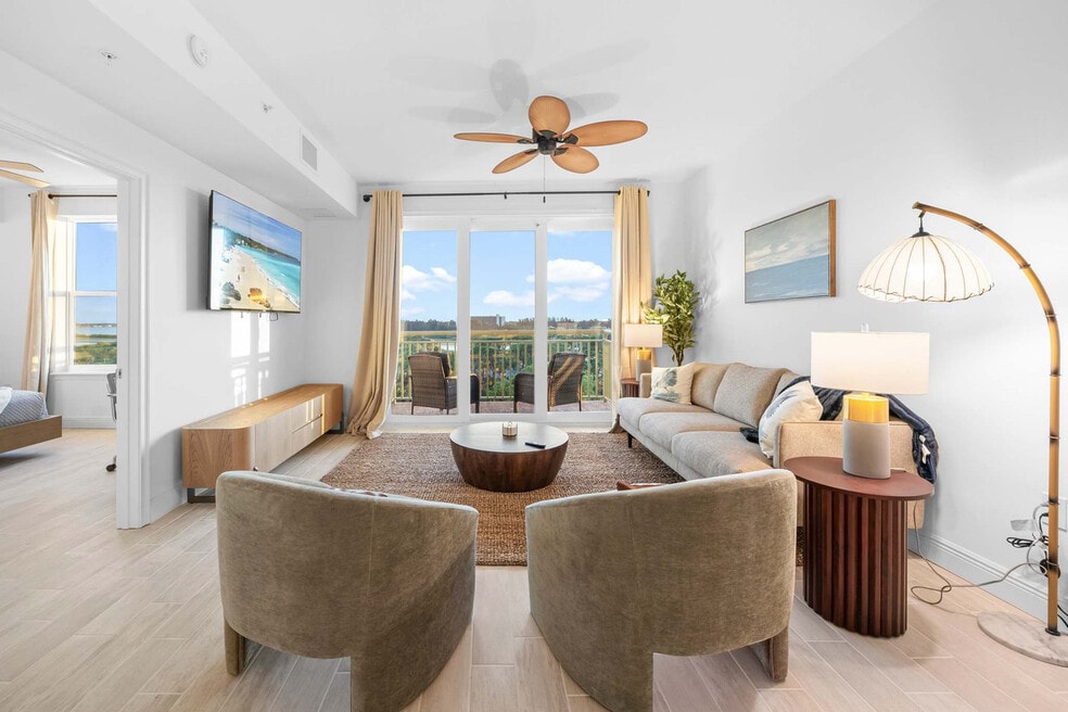 605 Kemp St unit ID1044465P, Merritt Island, FL 32952 - photo 1