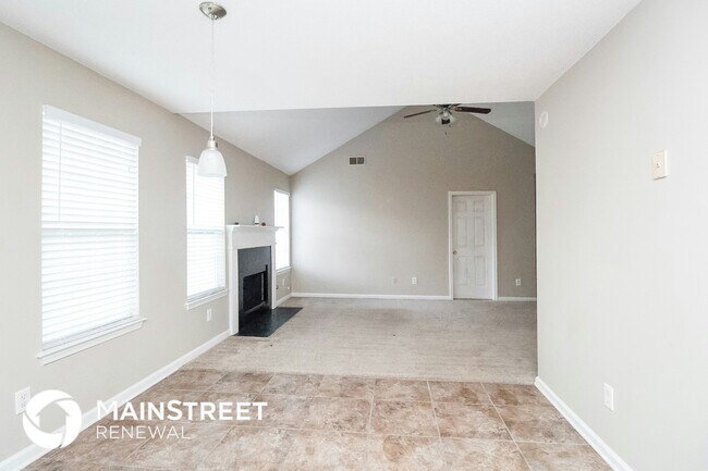 7522 Clear Creek Approach, Lithonia, GA 30058 - photo 2