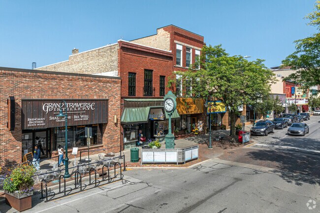 Downtown Traverse City features many fabulous shops and restaurants.