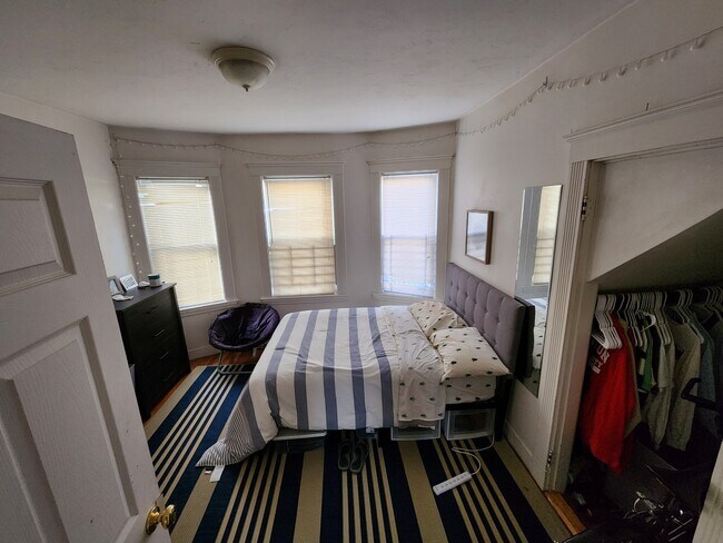 51 Gardner St unit 1, Allston, MA 02134 - photo 3