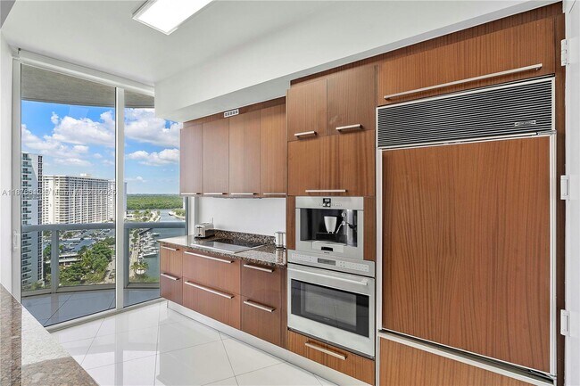 Trump Towers III - Sunny Isles Beach unit 1205, Sunny Isles Beach, FL 33160 - photo 6