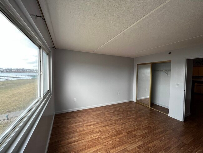 Captain Cove's Condominiums unit 105, Quincy, MA 02169 - photo 4