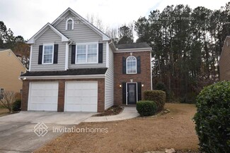 1055 Crabapple Lake Cir, Roswell, GA 30076