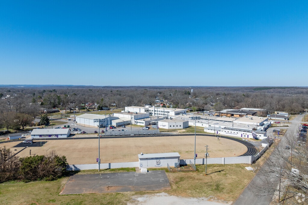 Sheffield High School is home of the Bulldogs.
