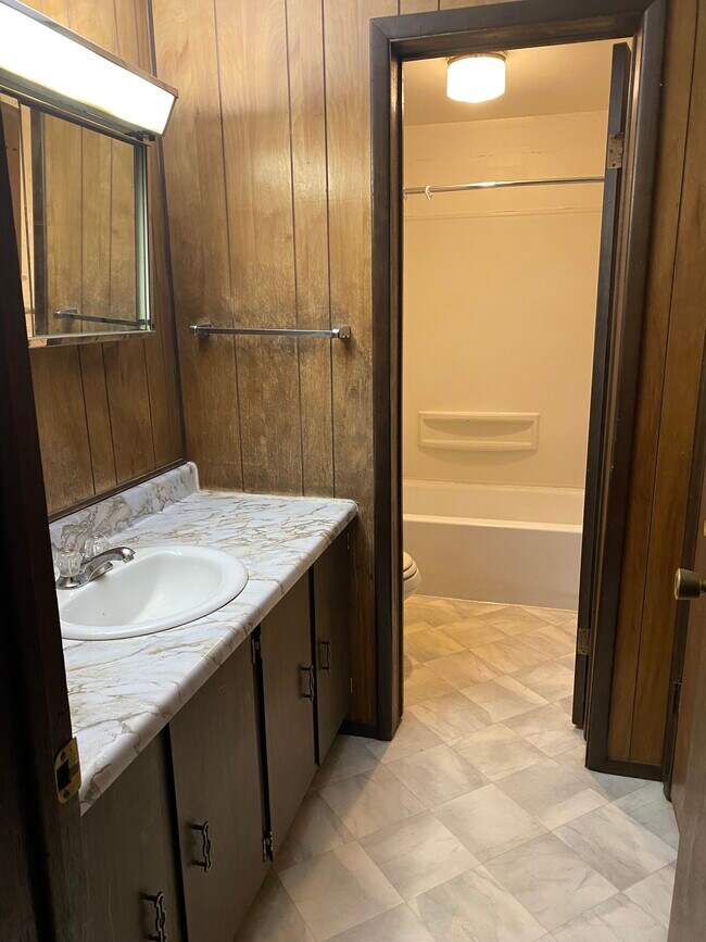 326 Menomonee St unit 4, Theresa, WI 53091 - photo 7