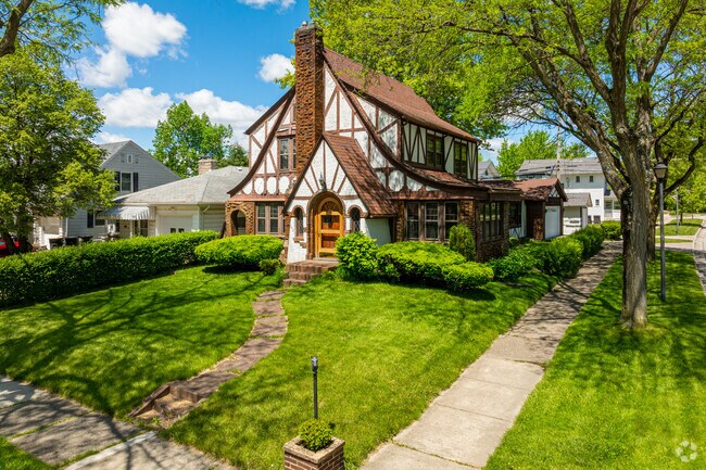 Southwood Park is home to many Tudor Revival style homes.