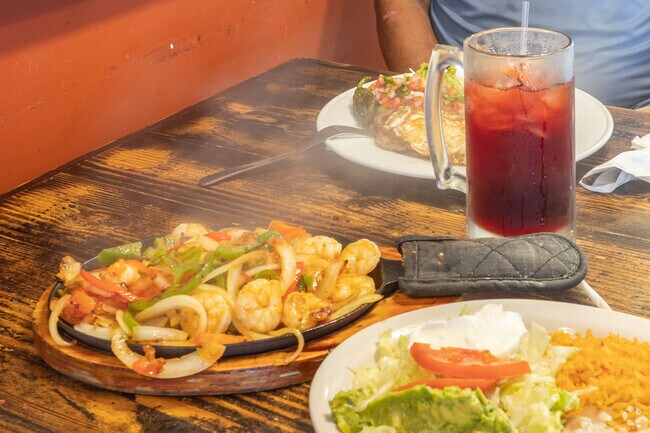 Enjoy sizzling hot delicious food in Foxborough neighborhood.