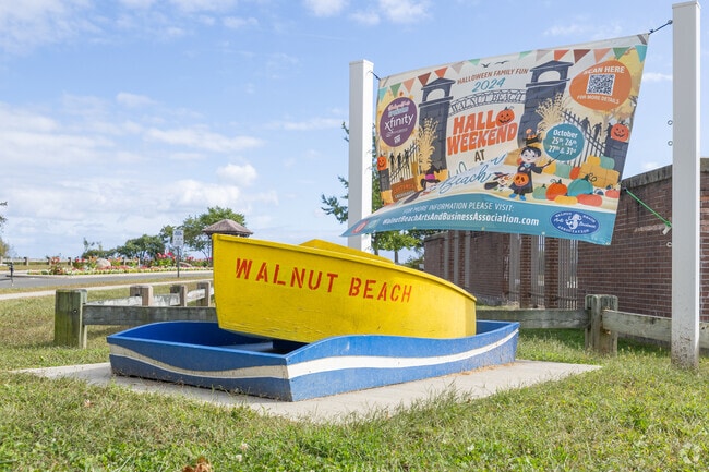 Devon has charming and welcoming decor all throughout the neighborhood.