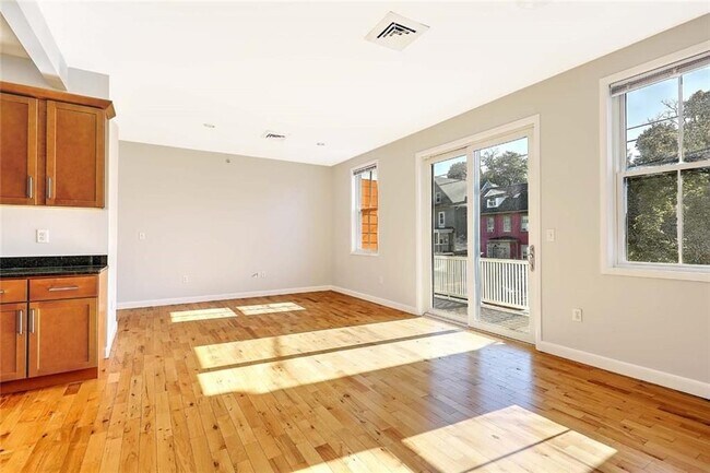 400 Hope St, Providence, RI 02906 - photo 7