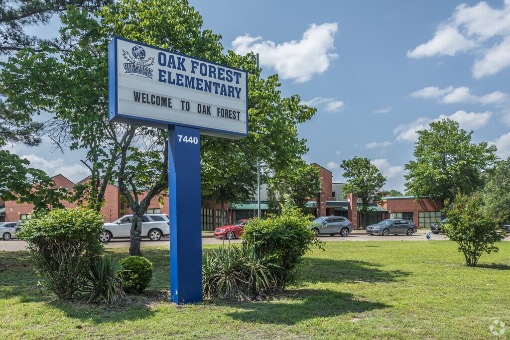 Oak Forest is a public elementary School serving students in the Germantown area.