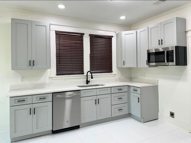 1151 Tanglewood St, Memphis, TN 38114 - photo 3