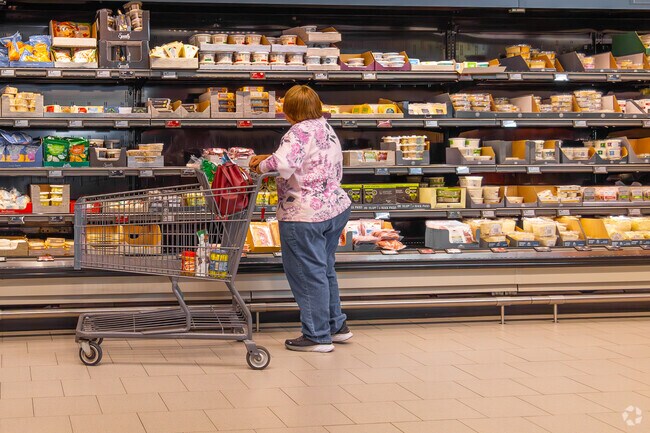 The local Davies grocery store, Cash Wise Foods offers a wide variety of food options.