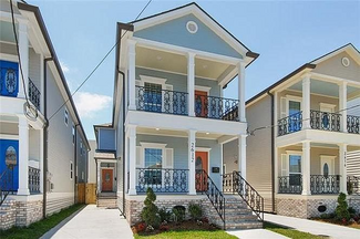 2610 Palmyra St Unit Top Floor, New Orleans, LA 70119