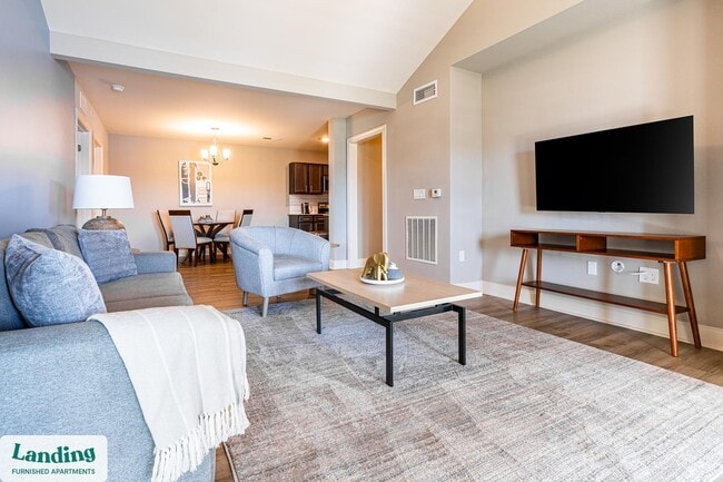 305 Laredo Dr unit 2-308, Cocoa, FL 32926 - photo 4