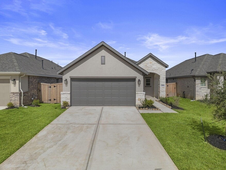 31730 Autumn Spur Ln, Hockley, TX 77447 - photo 1