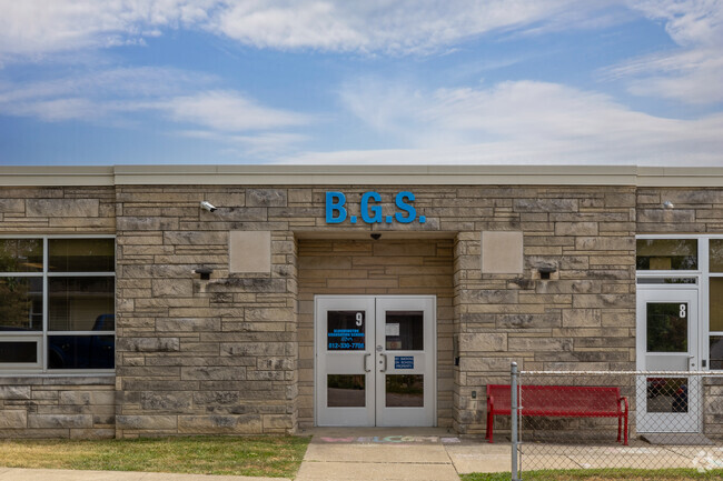 Bloomington Graduation School has students in grades 7-12th grade.