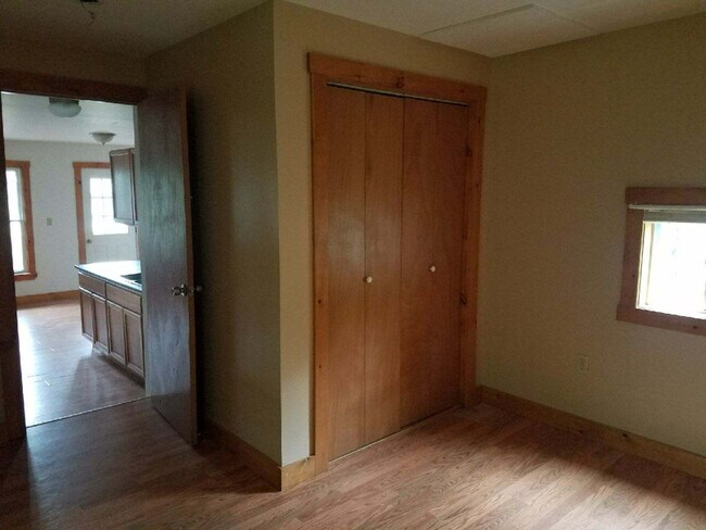 7 Mount St unit 1, Barre, VT 05641 - photo 5