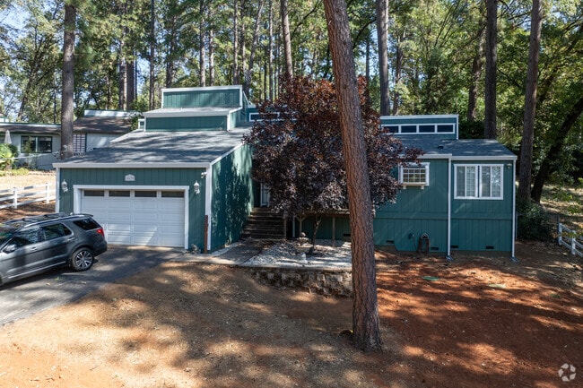 Alta Sierra's homes are shaded by a bounty of trees.