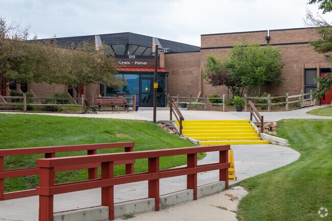 Lewis-Palmer Elementary School is located in the Woodmoor neighborhood of Colorado.
