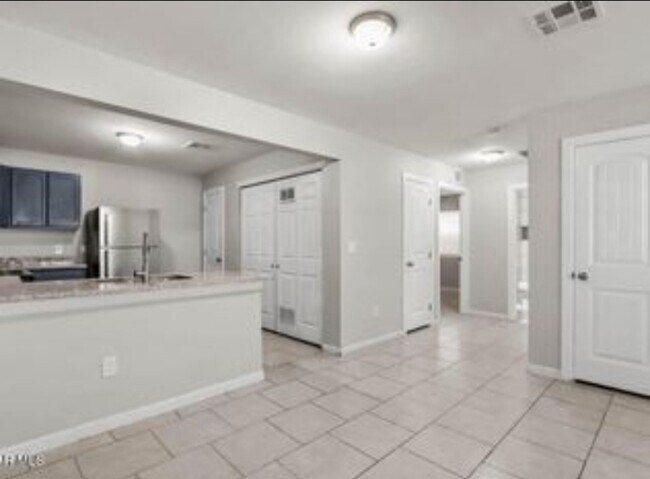 3724 Keltner Ave unit F, El Paso, TX 79904 - photo 5