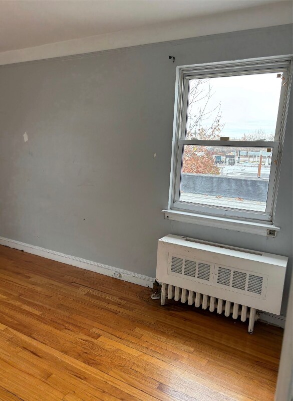 75-84 180th St, Fresh Meadows, NY 11366 - photo 2