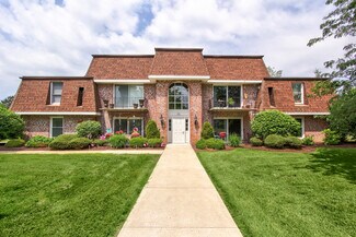 220 Countryside Ln, Orchard Park, NY 14127